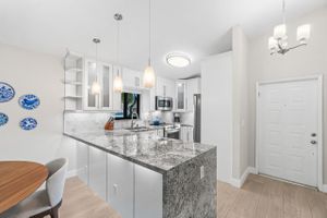 8167 SUMMERBREEZE LN, BOCA RATON, FL