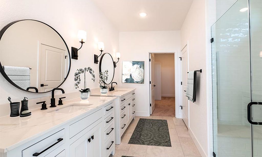 Model Master Bath