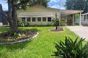 1617 HILTON HEAD BLVD, LADY LAKE, FL