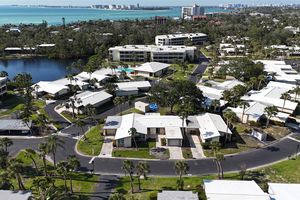 111 WHISPERING SANDS CIR # V38, SARASOTA, FL