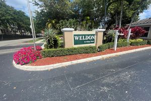 9560 WELDON CIR J411, TAMARAC, FL