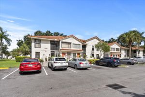 9668 SILLS DR 101, BOYNTON BEACH, FL