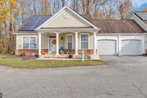 1 ROSEBUD CT, UPPER MARLBORO, MD