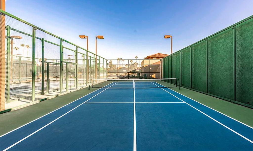 24 Tennis Courts