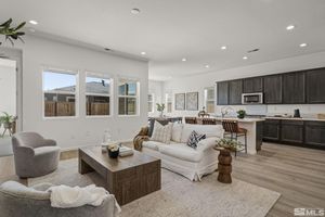 7337 OAKMONT LN, SPARKS, NV