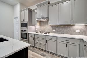 2035 STEPHANIE AVE, NEW BRAUNFELS, TX