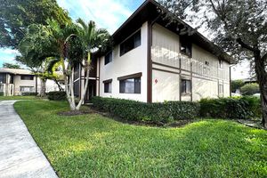 9530 N BELFORT CIR 108, TAMARAC, FL