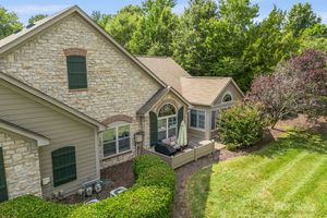 2459 COLTSVIEW LN, MATTHEWS, NC