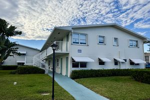 480 HORIZONS 110, BOYNTON BEACH, FL