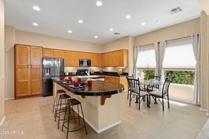 12379 W HEDGE HOG PL, PEORIA, AZ