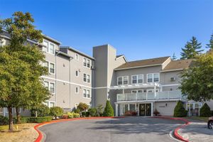 22535 SE HIGHLAND CIR 103, ISSAQUAH, WA