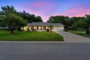 27107 RACQUET CIR, LEESBURG, FL