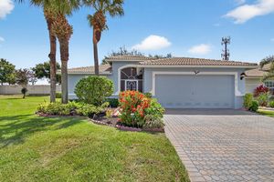 8182 DUOMO CIR, BOYNTON BEACH, FL