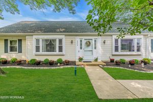 404B NEWPORT WAY, MONROE, NJ