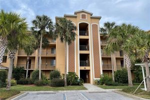 8205 GRAND ESTUARY TRL UNIT 404, BRADENTON, FL