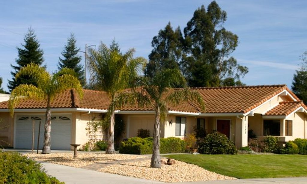 Crown Pointe Single-Family Homes