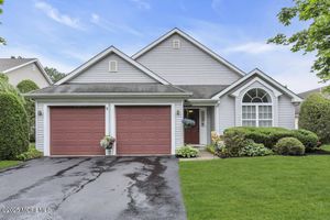 35 ROSEWOOD DR, LAKEWOOD, NJ