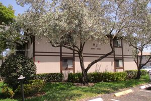 9530 N BELFORT CIR # M2-108, TAMARAC, FL