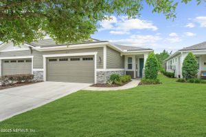 130 JUNIPER HILLS DR, ST JOHNS, FL