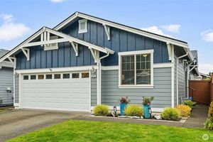 8218 BAINBRIDGE LOOP, LACEY, WA