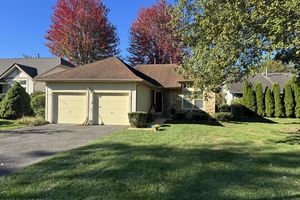 13 SEDGWICK SQ, JACKSON, NJ