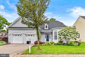 1 ESSEX ST, PLAINSBORO, NJ