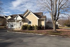 1 EMPRESS CT, PRINCETON, NJ