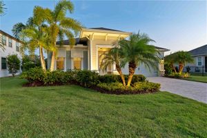 11812 BROOKSIDE DR, BRADENTON, FL