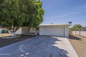 5657 E DALLAS ST, MESA, AZ