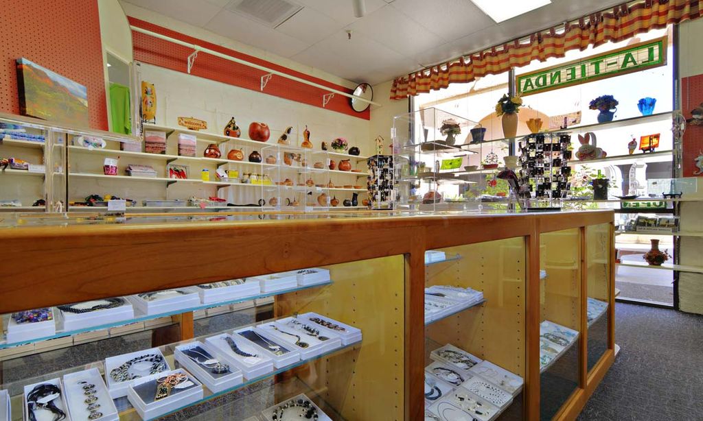 La Tienda Gift Shop