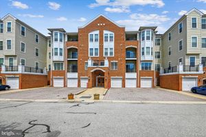 8604 WANDERING FOX TRL 405, ODENTON, MD