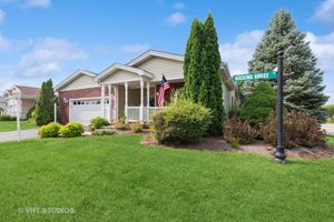 50 ROCKING HORSE LN, GRAYSLAKE, IL
