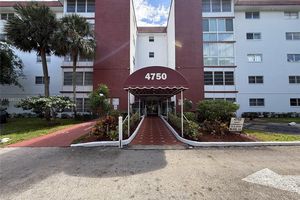 4750 NW 22ND CT APT 211, LAUDERHILL, FL