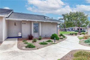 8565 TRINITY CIR 824D, HUNTINGTON BEACH, CA