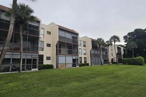 8050 W MCNAB RD 212, TAMARAC, FL