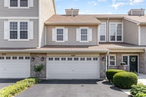 628 BELMONT LN, CAROL STREAM, IL