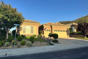 5001 VINTAGE CIR, BANNING, CA