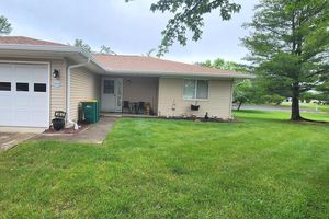 540 BERBERIS PLZ B, MONROE TOWNSHIP, NJ