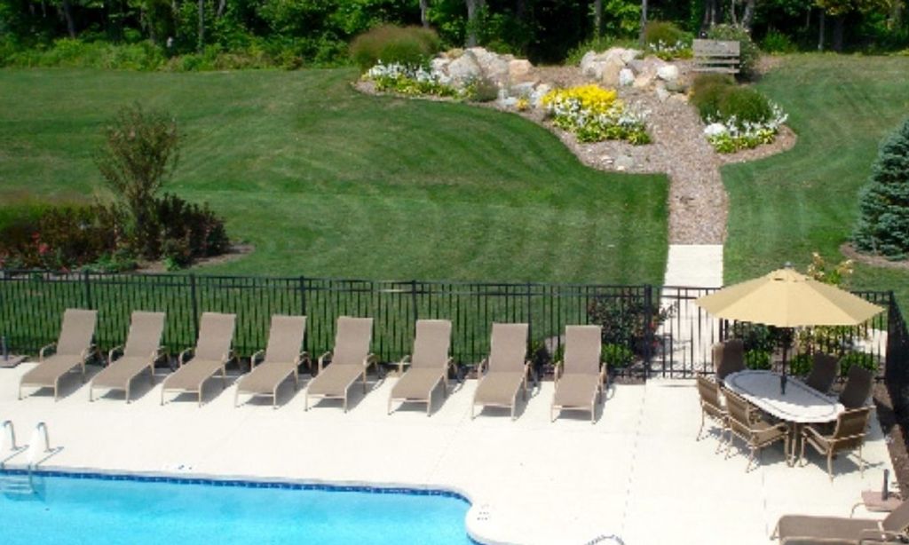 Outdoor Patio & Nature Trail