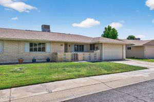 10502 W ROUNDELAY CIR, SUN CITY, AZ