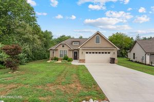 129 OGANA WAY, LOUDON, TN