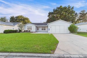 2517 PRIVADA DR, THE VILLAGES, FL
