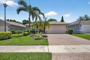 8130 DUOMO CIR, BOYNTON BEACH, FL