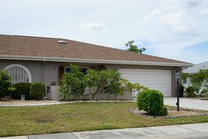 317 GREEN MANOR DR, SUN CITY CENTER, FL