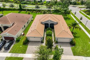 4905 AVILA LAKES DR, WIMAUMA, FL