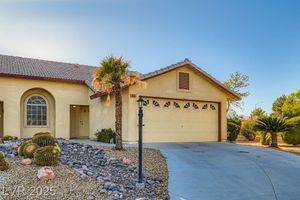4833 LAWNWOOD CT, LAS VEGAS, NV