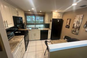 9351 LIME BAY BLVD 101, TAMARAC, FL