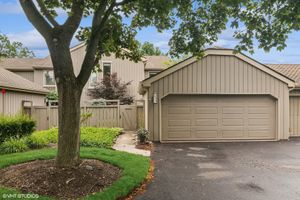 224 BLUFF CT, LAKE BARRINGTON, IL