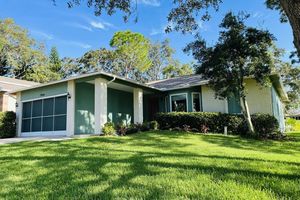 7049 ROLLING GREEN DR, SPRING HILL, FL