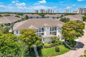 795 BENTWATER CIR 202, NAPLES, FL
